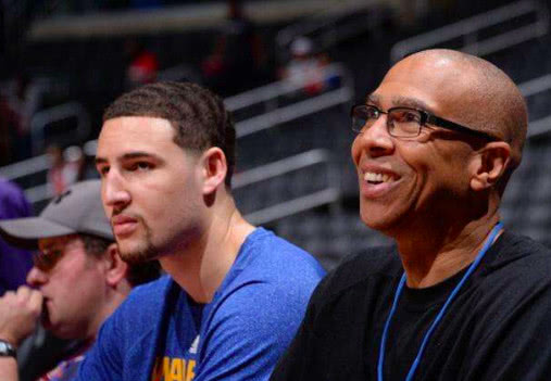 利物浦欧冠客战国米19人名单：萨拉赫无缘 基耶萨因病缺席