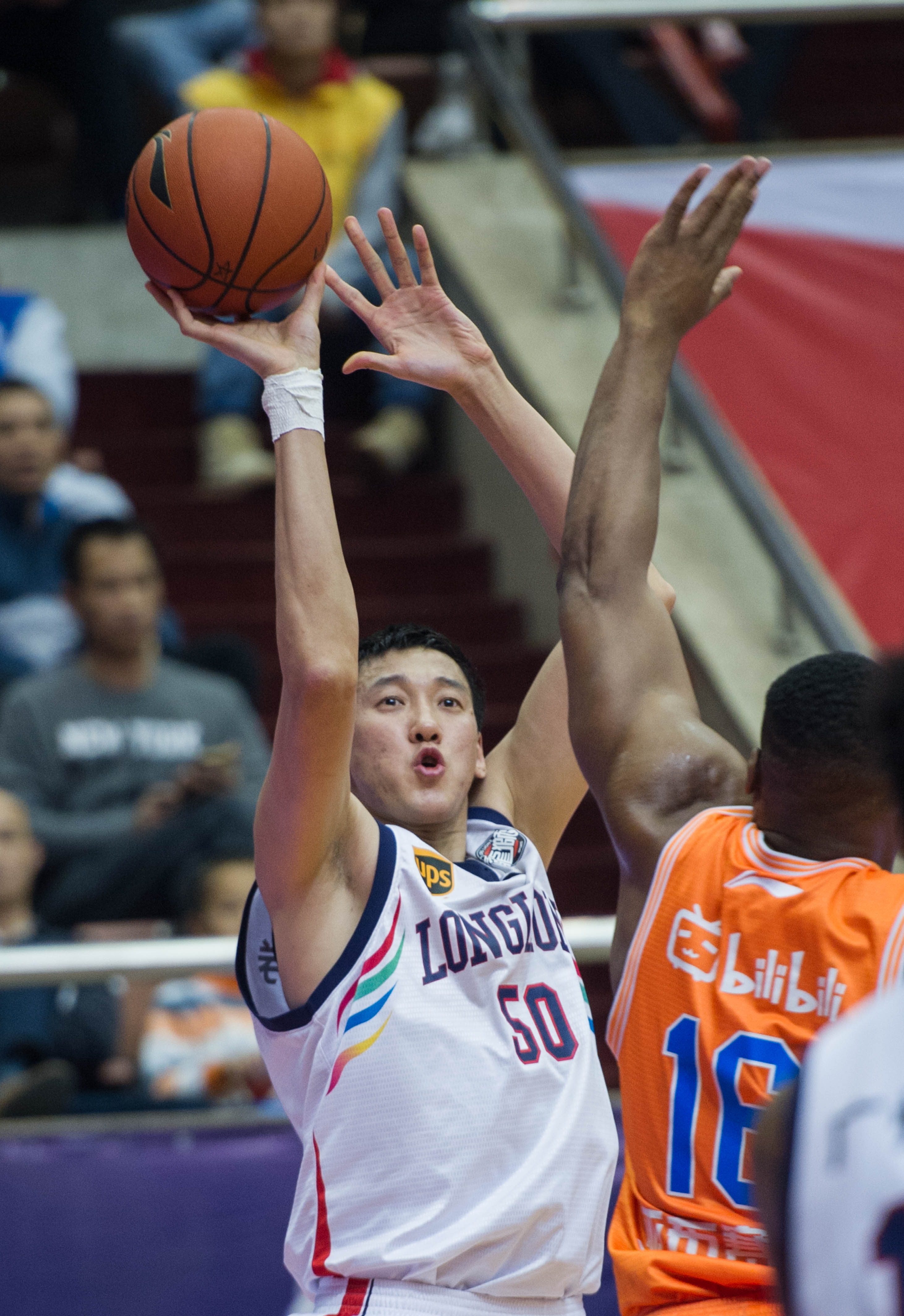 足球报：上海嘉定汇龙将迁至宁波，新赛季目标仍是中甲保级