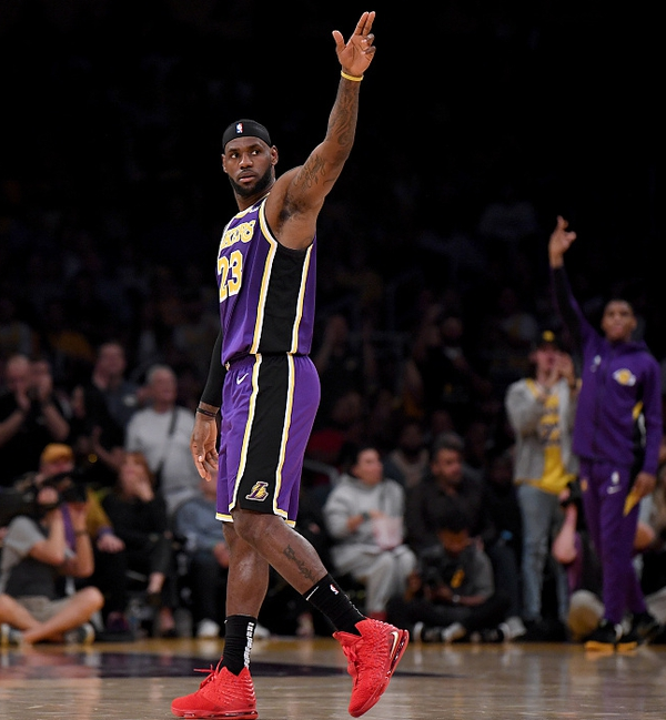 《闪耀暖暖》宣布联动央视87版电视剧《红楼梦》！