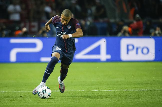 自掏腰包也要来？曝26岁巴西铁腰加盟泰山在即，中场硬度直接升级